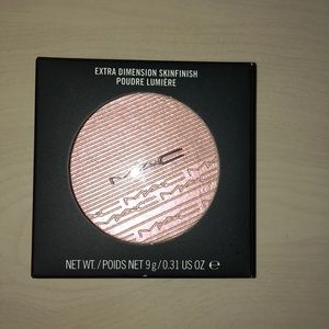 MAC SKINFINISH BRAND NEW